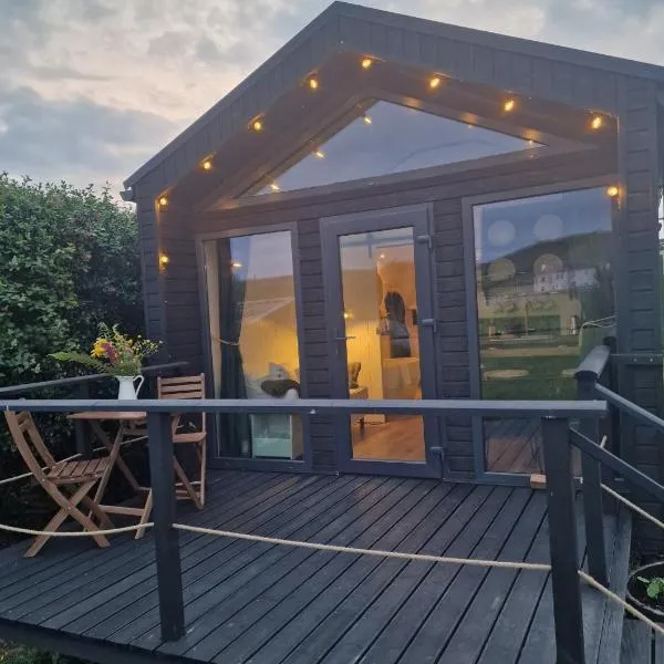 Wild Meadow Huts, hotel a Doolin