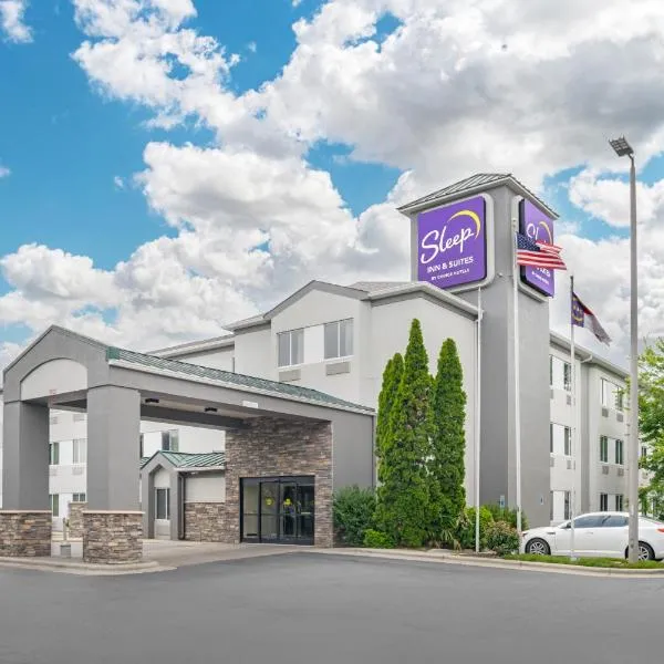 Sleep Inn & Suites at Concord Mills, hotel v destinaci Concord