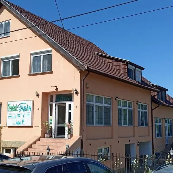 Tabán Vendégház, hotel in Balatonlelle
