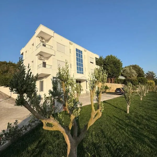 MEGA Apartments, hotel in Fushë-Draç