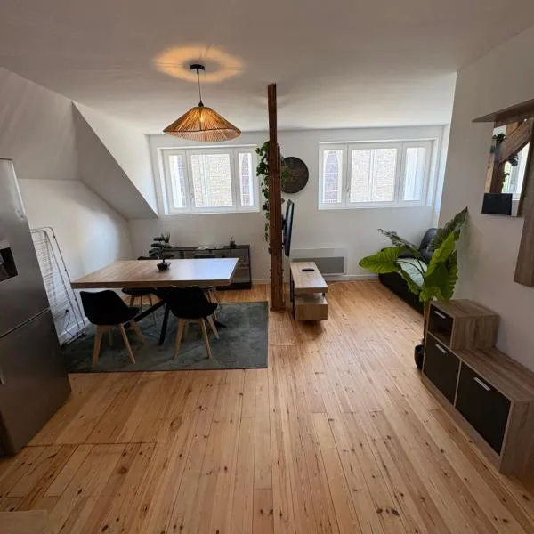 appartement en plein centre, hotel v destinaci Questembert