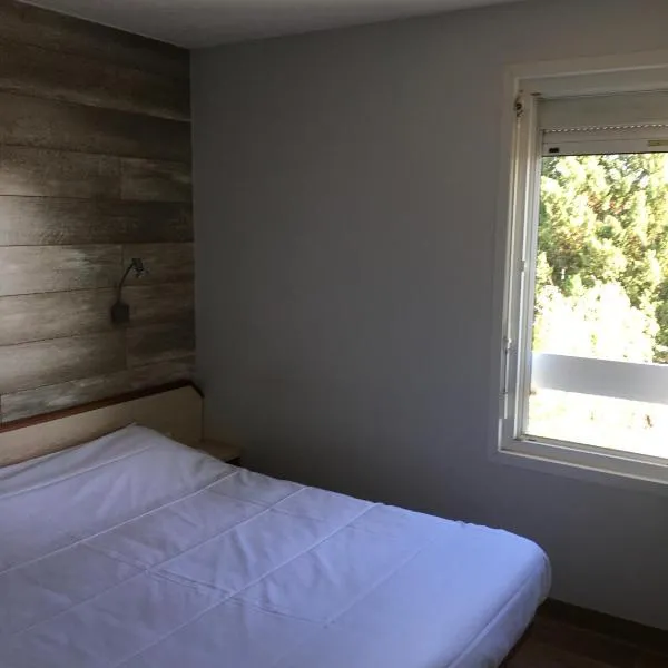 Fast Hotel Colmar Houssen, ξενοδοχείο σε Houssen