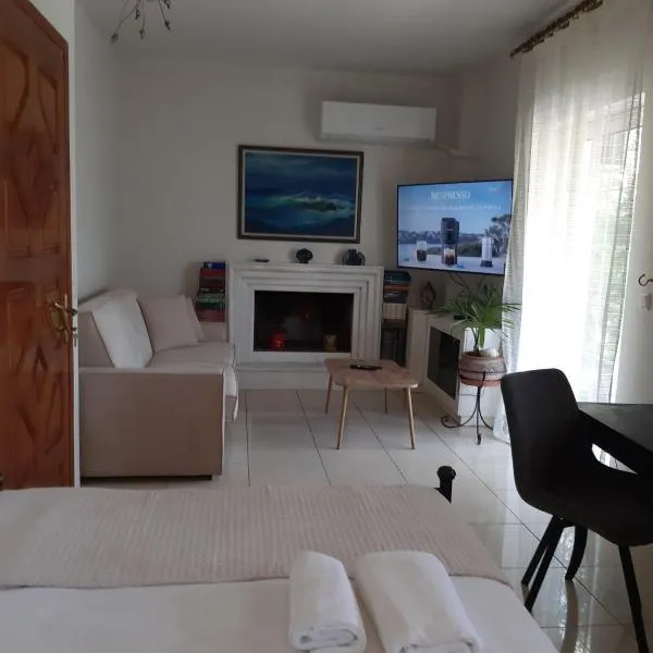 Aura, hotel in Piraeus