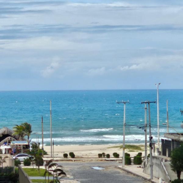 Apartamento na Praia do Futuro a 100m da Praia Mobiliado