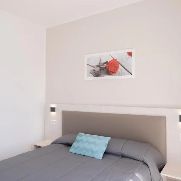 Carrera Living Family Apartments, hotel in Borgomanero