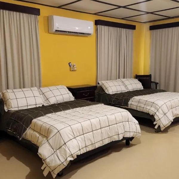 Tu espacio en el Pueblo Mágico rodeado de montañas, hotell sihtkohas Santiago
