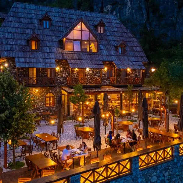 Hotel Restaurant Alpet Theth, hotel v destinaci Theth