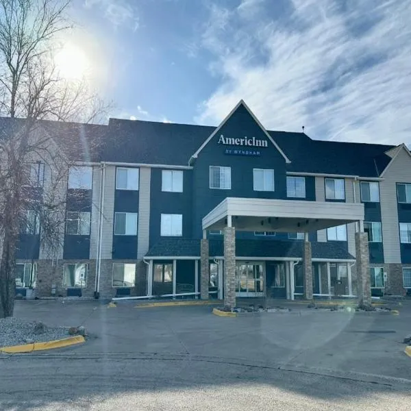 AmericInn by Wyndham, Galesburg, IL, hotel di Galesburg