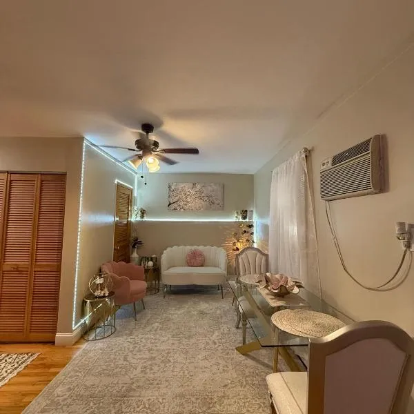The Nest, hotel v destinaci Bronx