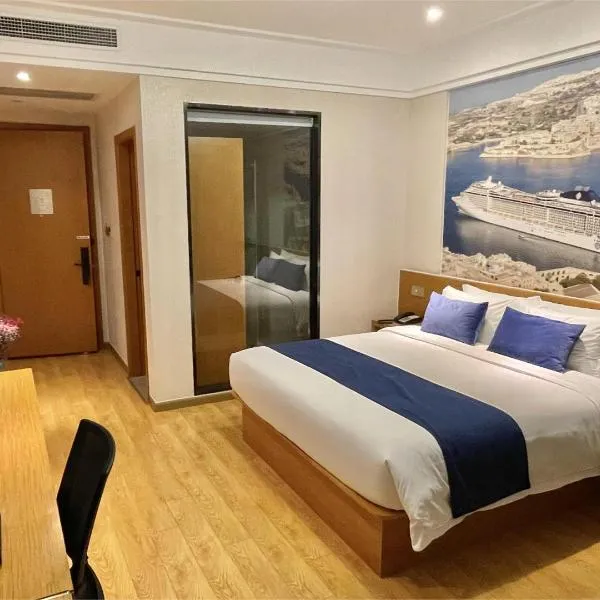 Linjiang International Cruise Hotel Baoyang Road, hotell i Baoshan