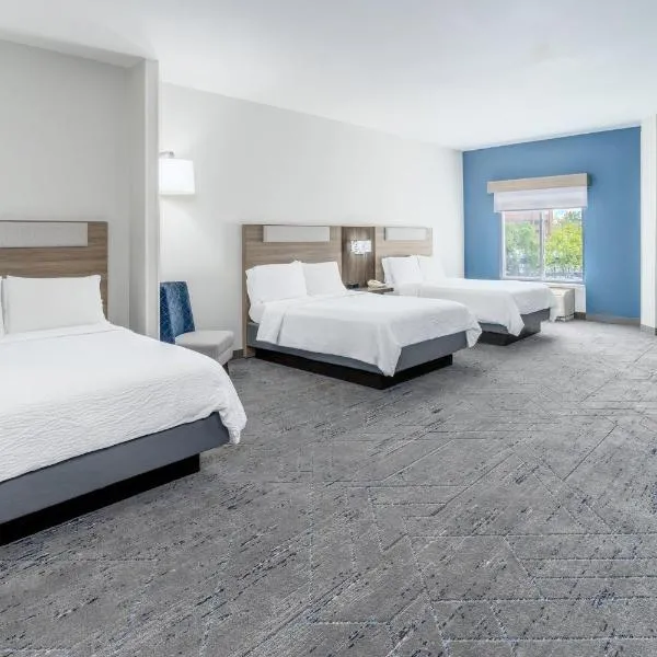 Holiday Inn Express & Suites Denver North - Thornton by IHG, hotel v destinácii Thornton