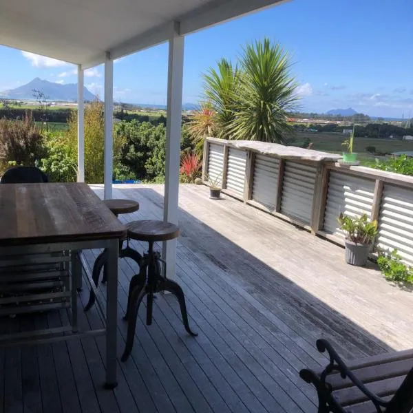Jimmy's Place Studio, hotel u gradu Ruakaka
