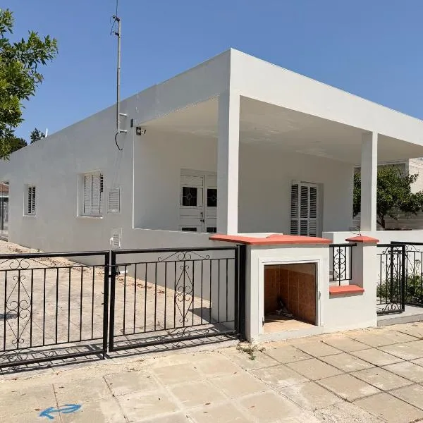 Bungalow House Kiti, seaside, ξενοδοχείο στο Κίτι