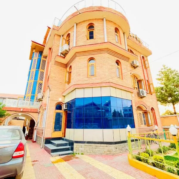 Bashaw Residency Top Rated In Srinagar Only 6 Kms from Srinagar International Airport And Only 5 Kms From Srinagar Railway Station, hotel v destinaci Šrínagar