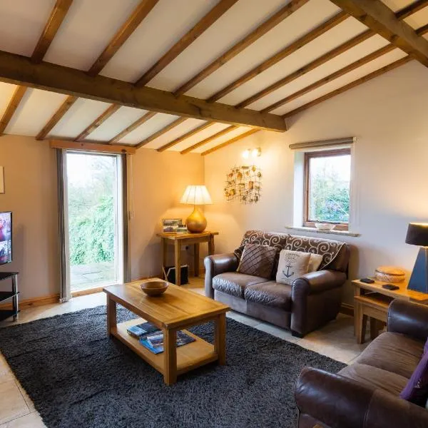 Sebright Cottage, Borrowby Farm Cottages, hotel en Staithes