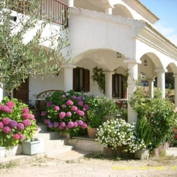 residence u filipaghju, hotel v destinaci Galeria