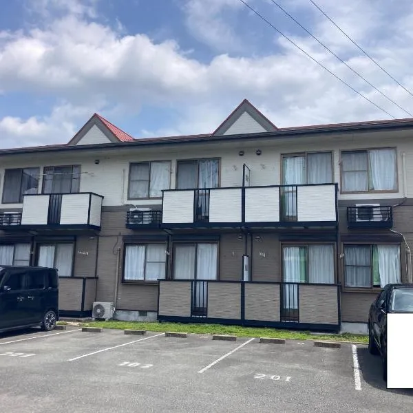 シャルマン寺田 アパート1室貸切 素泊まり最大6人宿泊可能 4名様まで同一料金, hotel in Yamaguchi