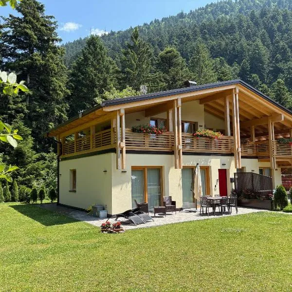 Chalet Relax Molveno, hotel in Molveno