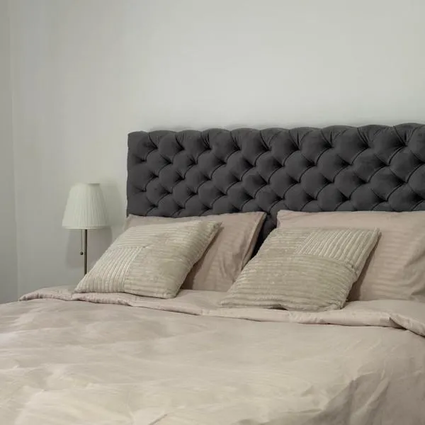 Urban Nest, ξενοδοχείο σε Kragujevac