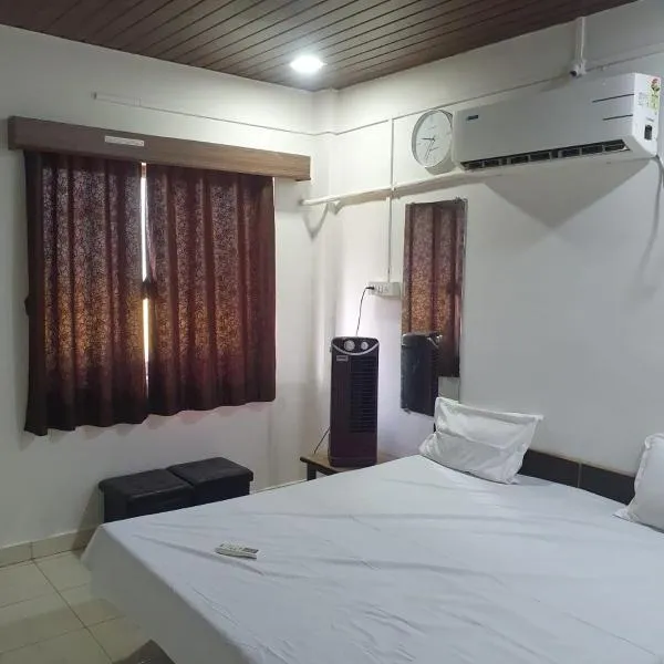 Shree Krupa Cottage, viešbutis mieste Alybagas