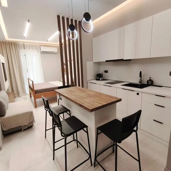 Sea Whisper Luxury Apartments Kavala, hôtel à Kavala