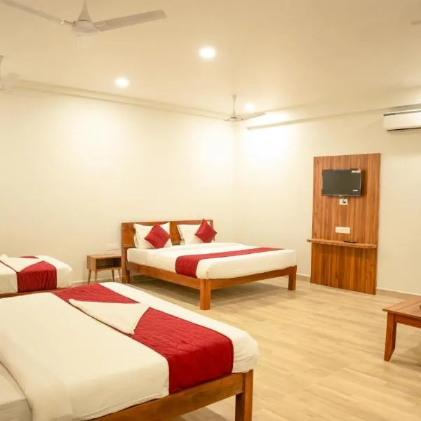 Hotel Sun Suites - A unit of SUN Group - Spacious Rooms - Brand New Building – hotel w mieście Tirupati