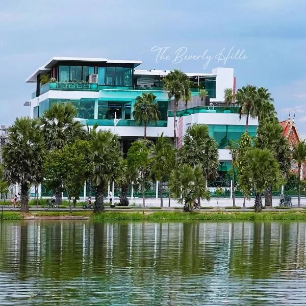 The Beverly Hills Hotel, hotel v destinaci Nakhon Ratčasima