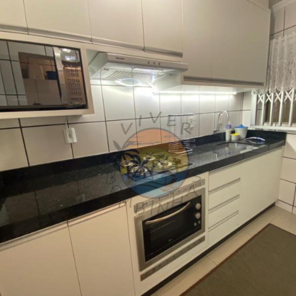 Apartamento no Centro de Bombinhas Próximo a Praia e Comércio em Geral - Foto 5