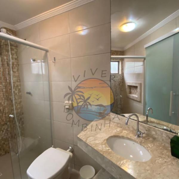 Apartamento no Centro de Bombinhas Próximo a Praia e Comércio em Geral - Foto 3