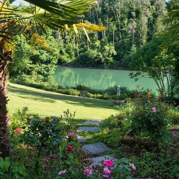 Villa Rheinblick: Hidden Gem near Zurich, hotel v destinaci Herdern