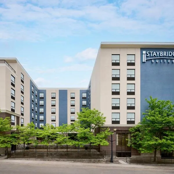 Staybridge Suites Hamilton - Downtown by IHG, hotel in Hamilton