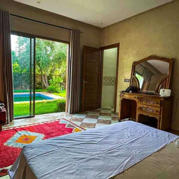 Piscine et montagnes, villa 40 min Marrakech, khách sạn ở Ourika