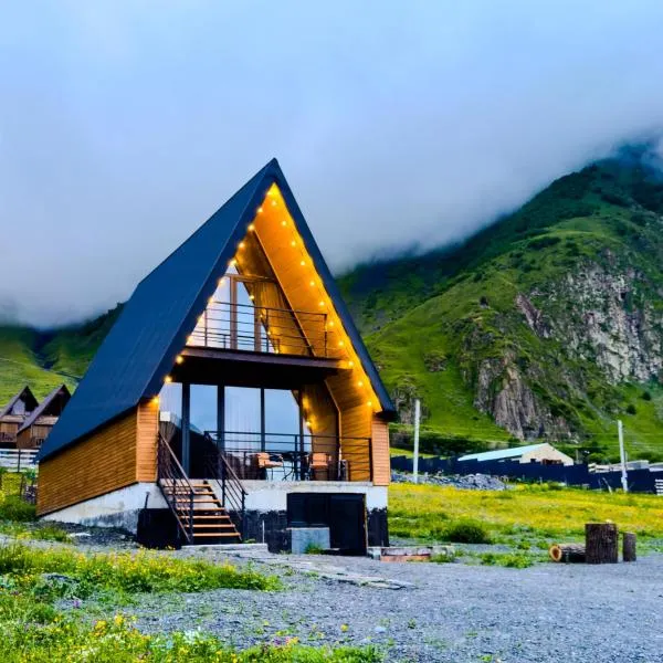 Chill inn kazbegi, hotel in Stepantsminda