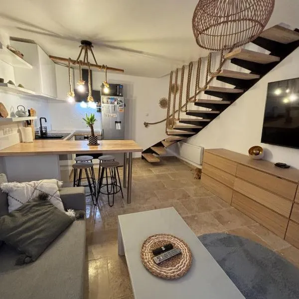 Apartment indépendant, hotel in Soubès