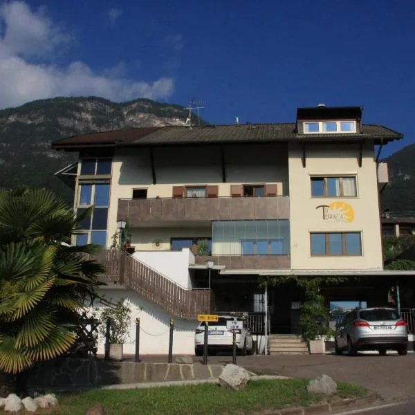 Residence La Terrazza, hotel in Caldaro