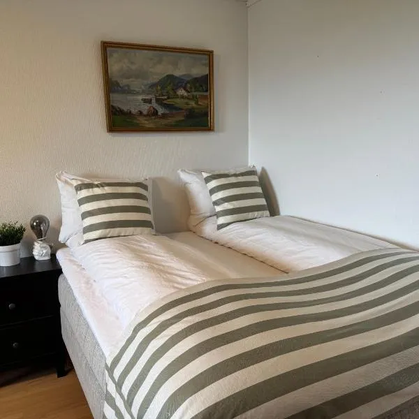 Liten leilighet med hage og stort bad, hotel in Malvik