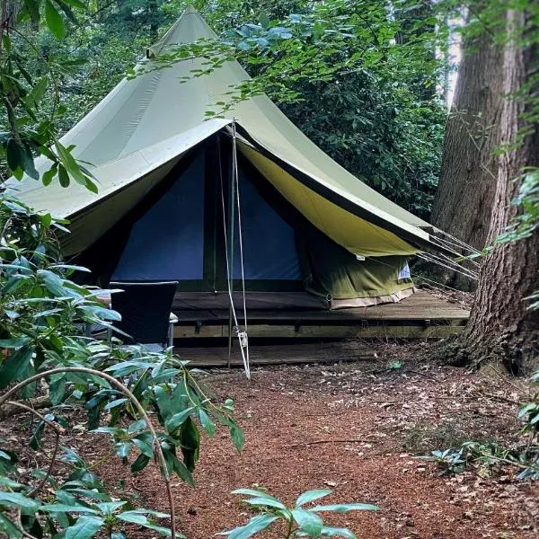 SENSI - glampingtenten midden in de bossen, hotel u gradu Oostkamp