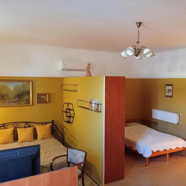 20 Bakancs Apartman, hotel in Esztergom