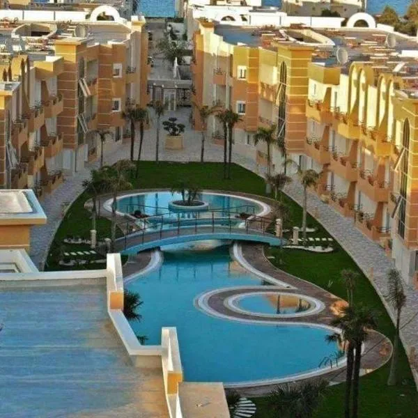 New 2-room secure residence, beach, pool, hotel v destinaci Marsá al-Qantáwí
