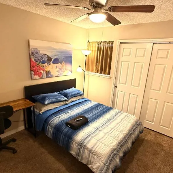 J10 Private Room with Smart TV Near Everything、オーランドのホテル