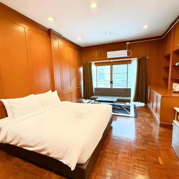 Stay On Sukhumvit Soi 11 - สเตย์ออน สุขุมวิท 11, hotel v destinaci Makkasan