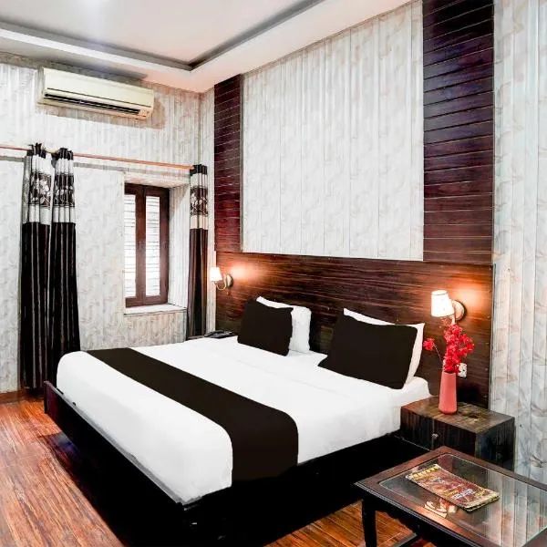 Collection O Tyagi Road near Railway Station, hotel in Dehradun