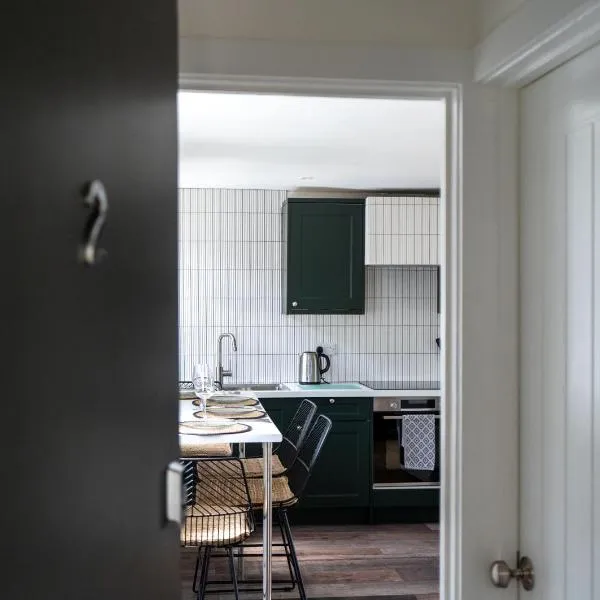 Chic Barn Conversion in the Cotwolds, hotel v destinaci Enstone