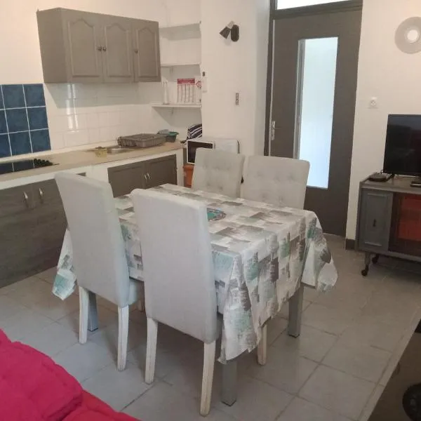 Nid douillet à Cransac, hotel v destinaci Cransac