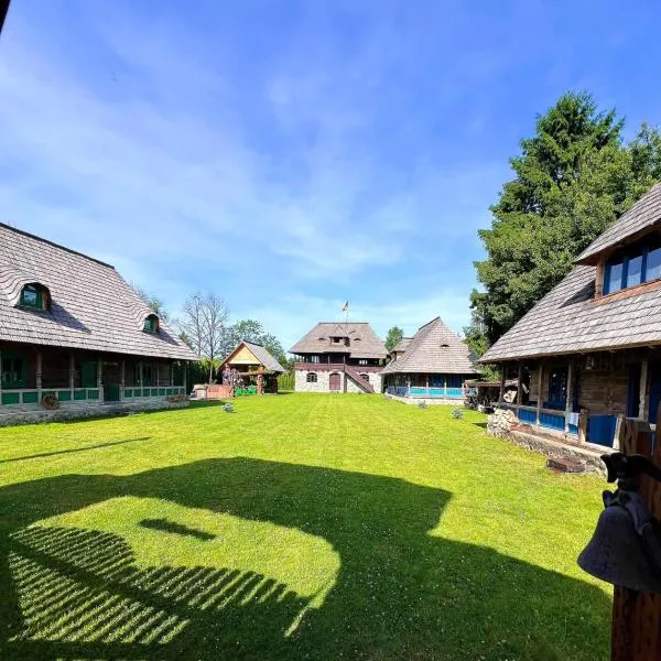 La Patru Daci, hotel v destinaci Ocna Şugatag