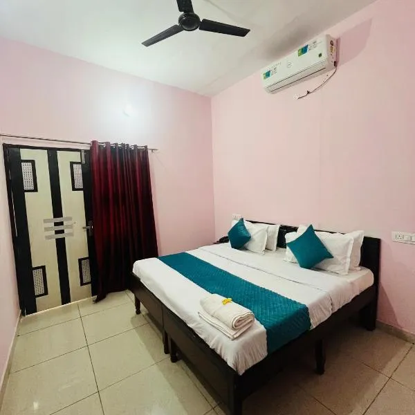 Mahadev Hotel !! Near Chandigarh Int'l Airport !, hotel v destinaci Chandigarh Airport