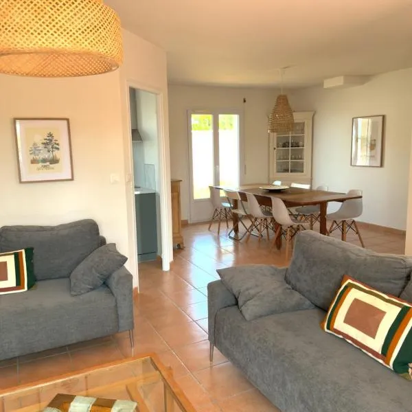 Maison familiale avec jardin, hotel in Le Pian-sur-Garonne