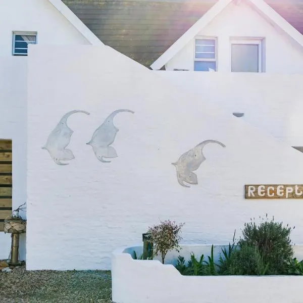 Sandriver Lodge, hotel a St Francis Bay
