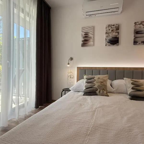 Zen apartmanház Gyula, hotel din Jula