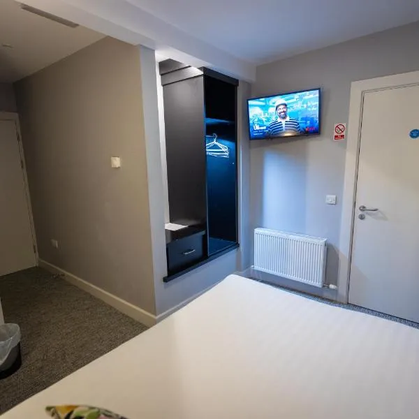 Budget Accommodation Listowel Town Centre, hotelli kohteessa Listowel